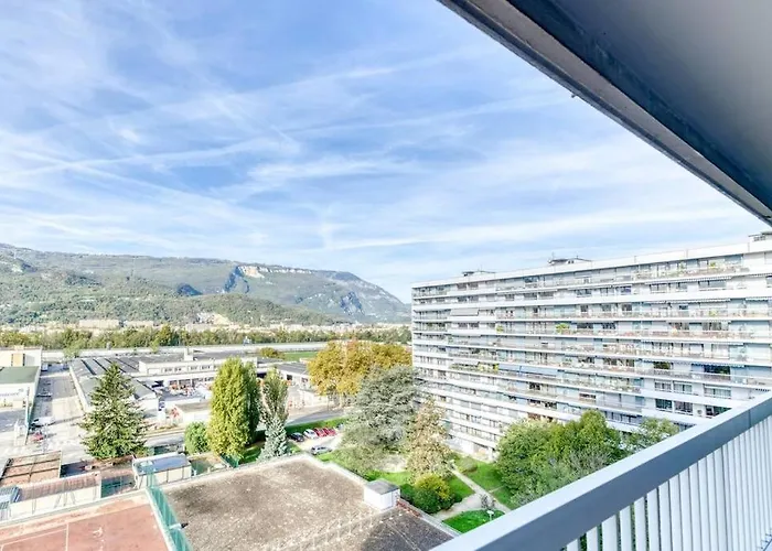 Superbe : Parking Gratuit + Fibre Wifi + Balcon *