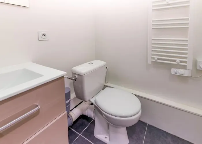 Superbe : Parking Gratuit + Fibre Wifi + Balcon Διαμέρισμα